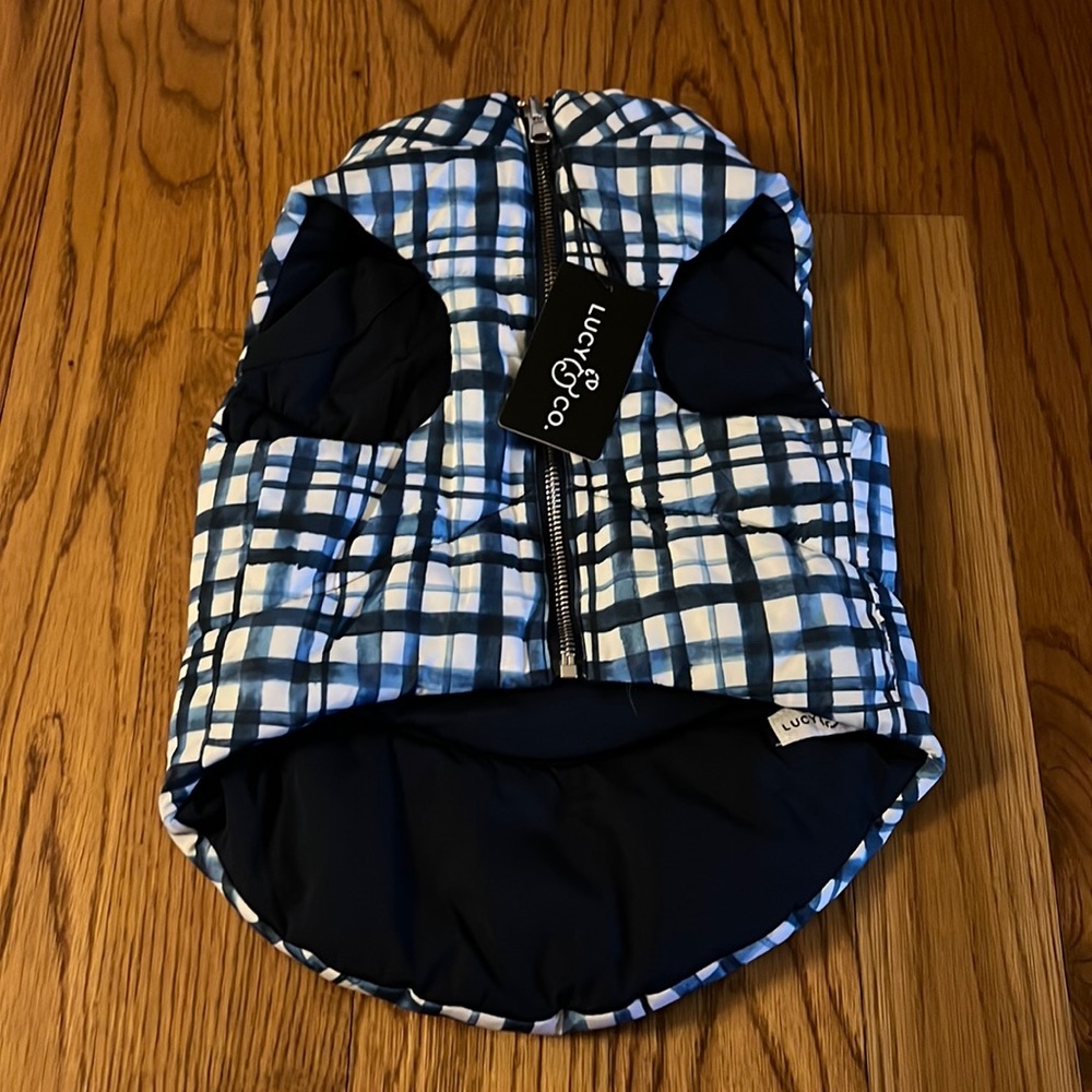 Lucy & Co Dog reversible puffer vest